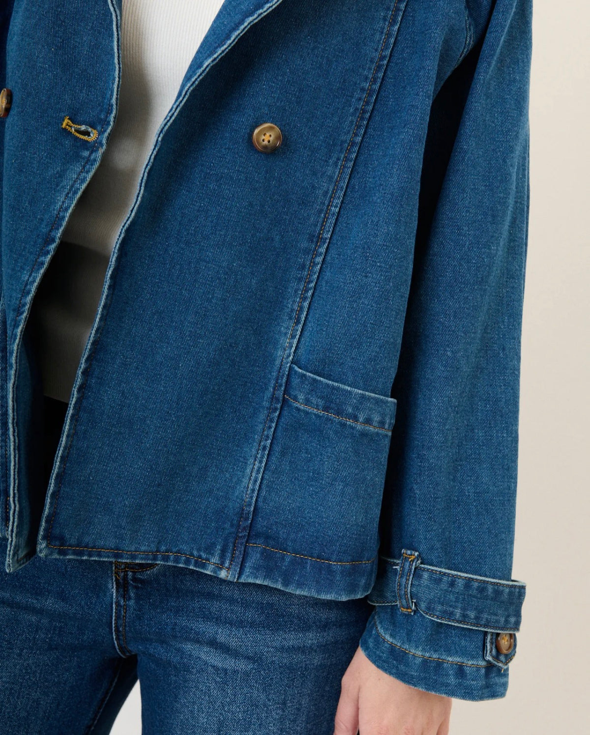 Veste en jean esprit trench