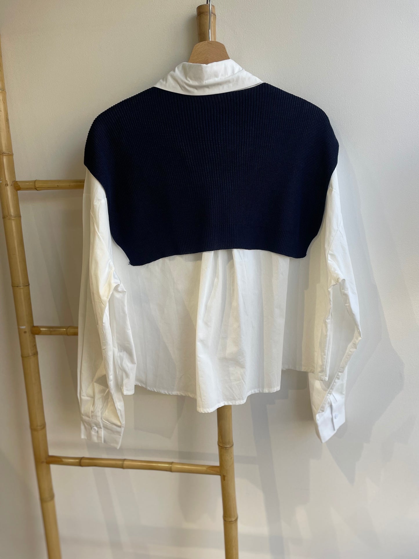 Chemise avec maille amovible