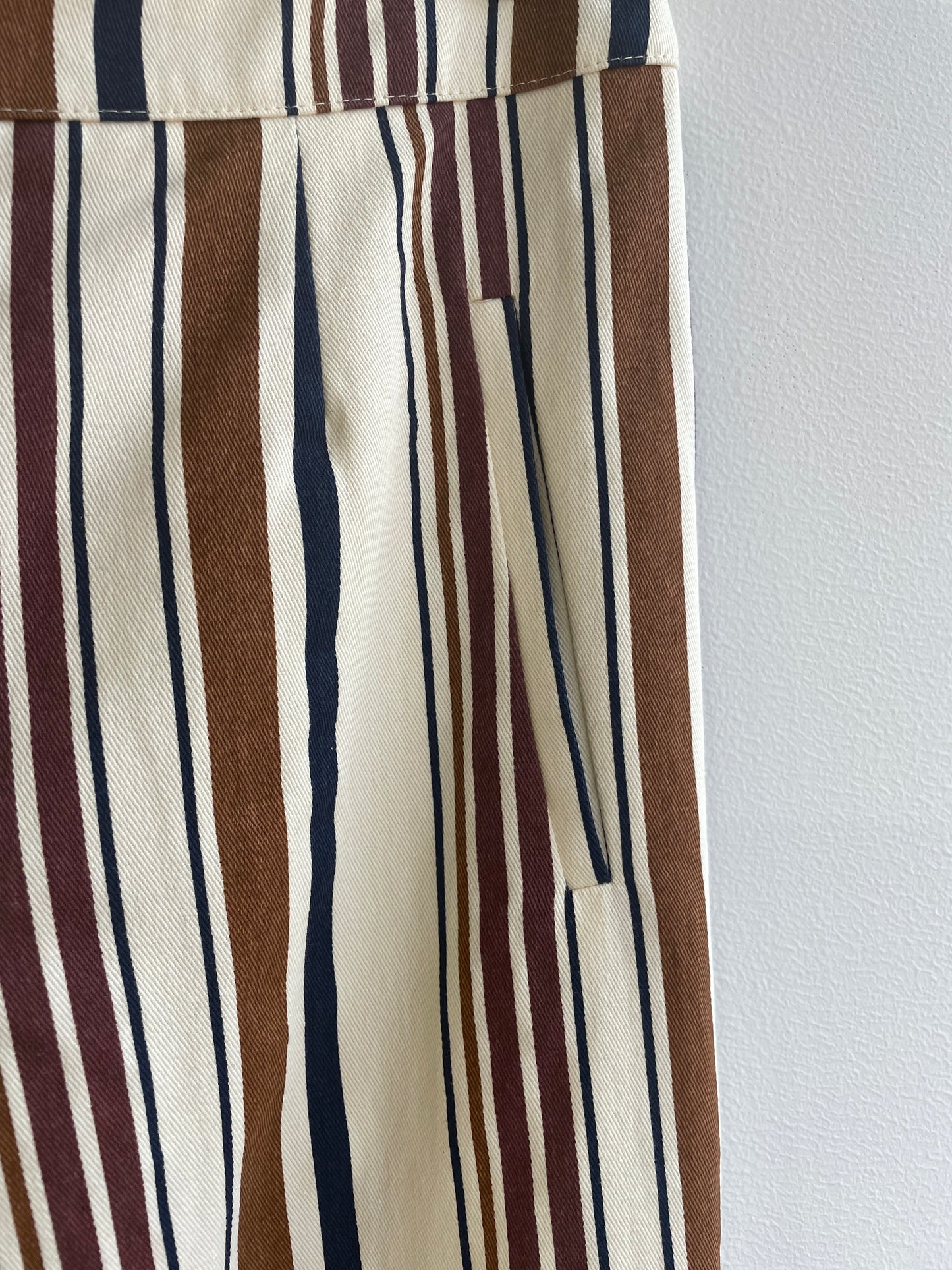 pantalon à rayures