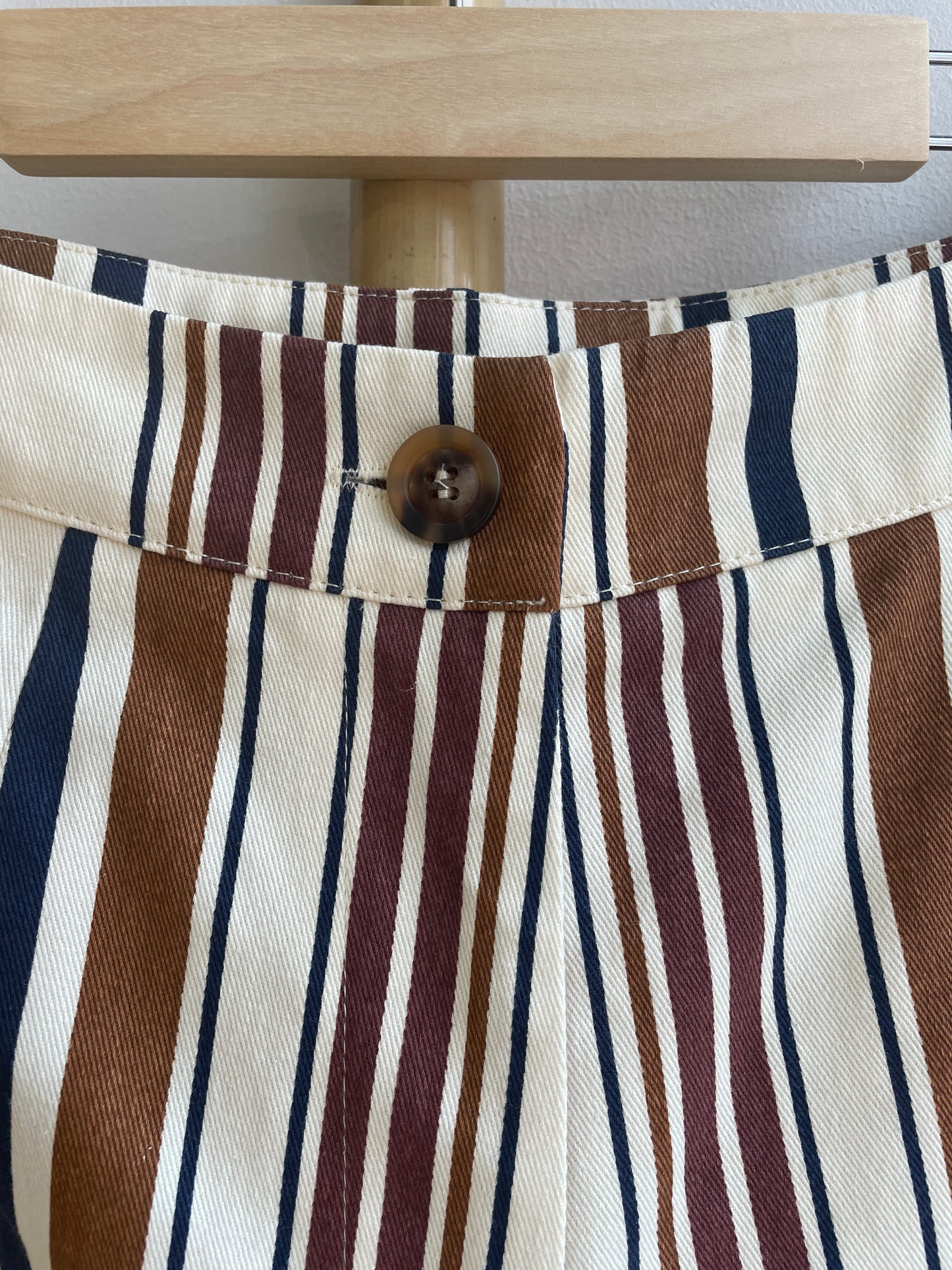 pantalon à rayures