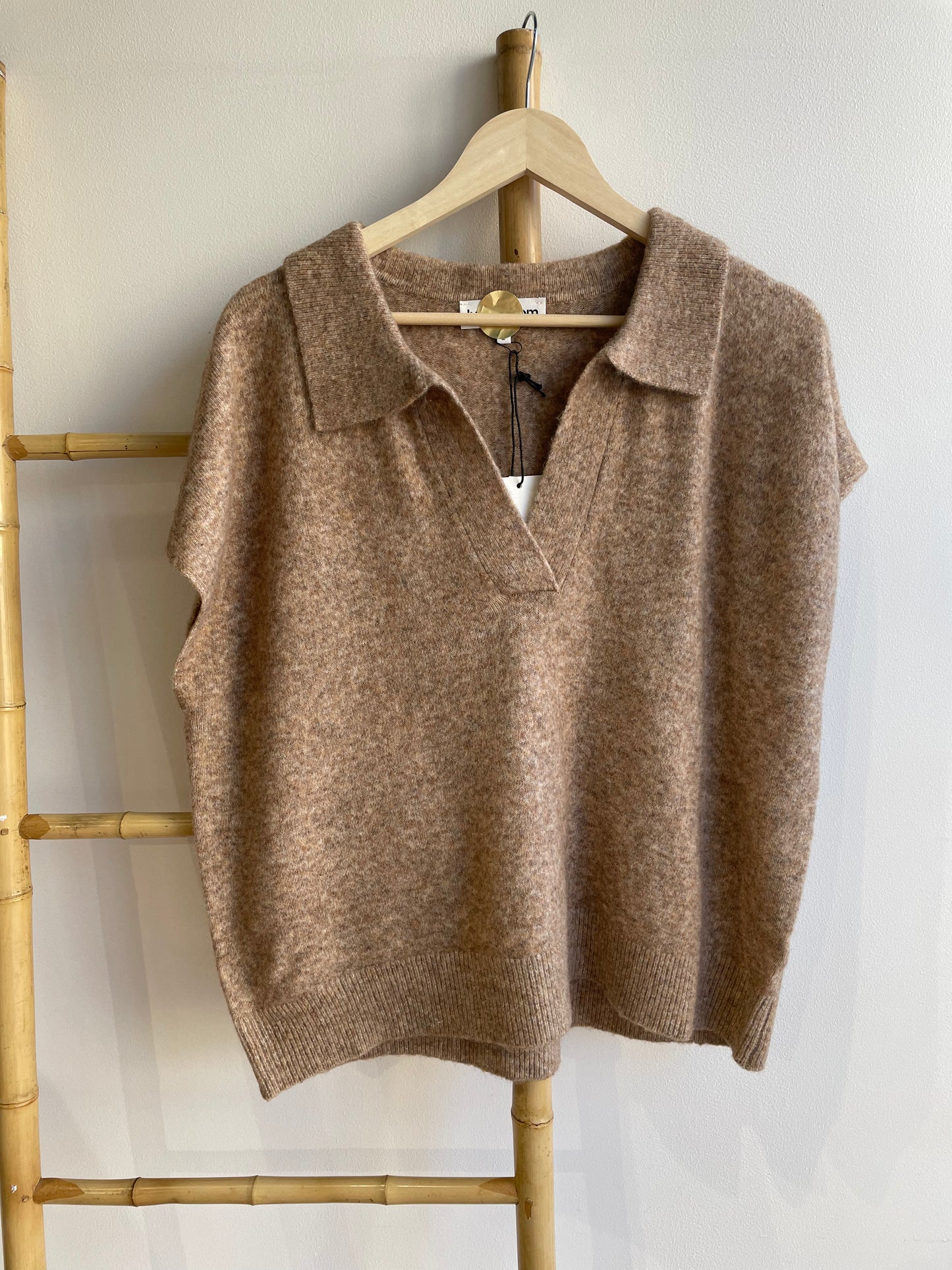 Pull sans manches col polo