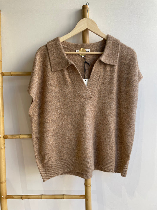 Pull sans manches col polo