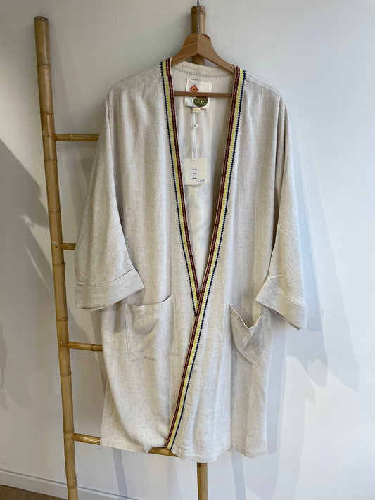 Kimono brodé