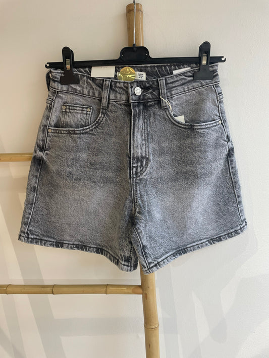 Short en jean gris délavé